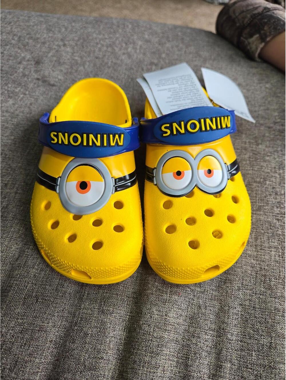 Minions crocs size 13y boys crocs